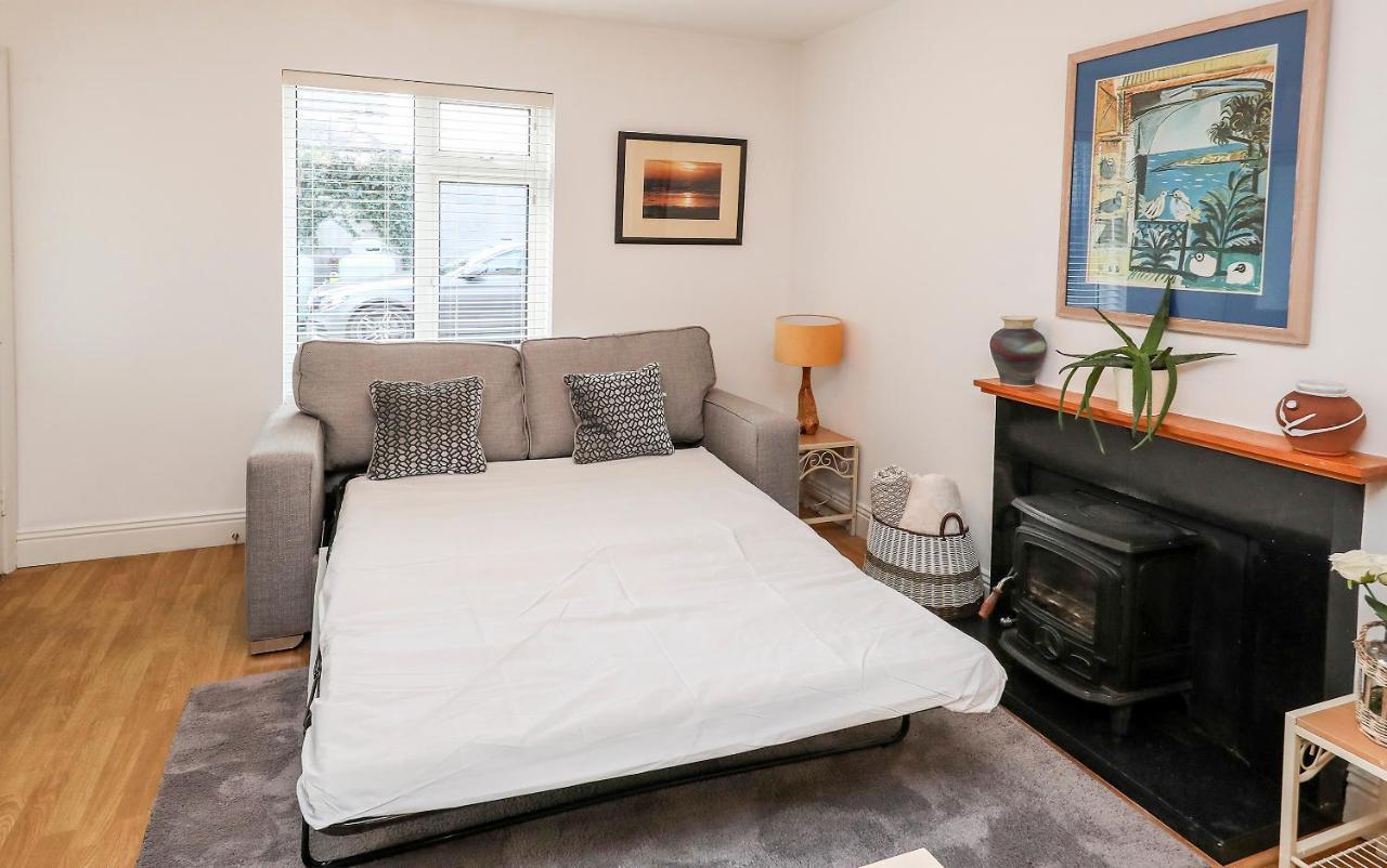 Two Bedroom Townhouse In The Heart Of Dungarvan Dungarvan  Exterior foto